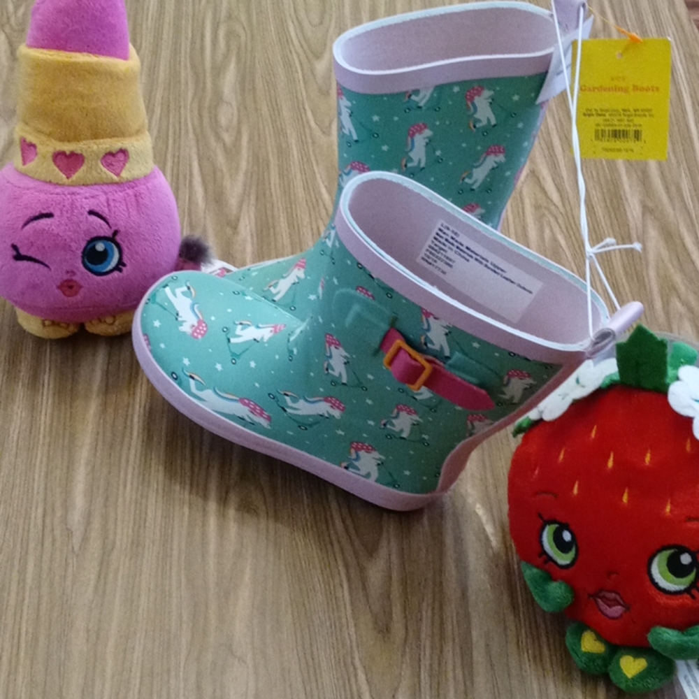 COPY - Kids gardening boots